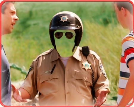 Скачать Шаблон для фото - Местный полицейский в шлеме бесплатно, фильм DVDrip мультфильм игру